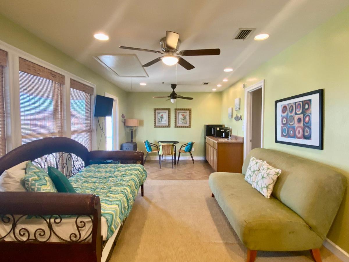 Pelican Pass By Albvr - Great Home On Little Lagoon And Just Steps To The Beach Gulf Shores Eksteriør billede